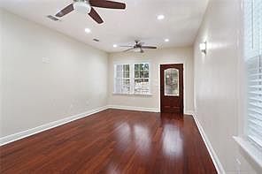 4th image of 3131-33 Louisiana Avenue Pkwy