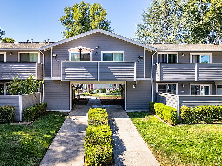 Peachwood Apartments — Photo 17