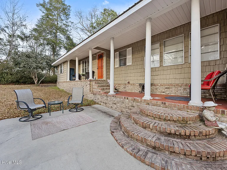 1460 Midway Rd SE — Photo 4