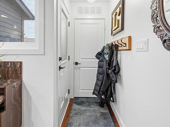 3rd image of 1500 Glentana Rd #6