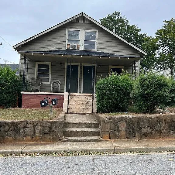 320 Wilkins St — Photo 1