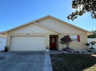 8813 Magnolia Ct, Seminole, FL 33777