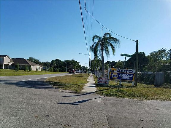 5th image of 4702 E 10th Ave
