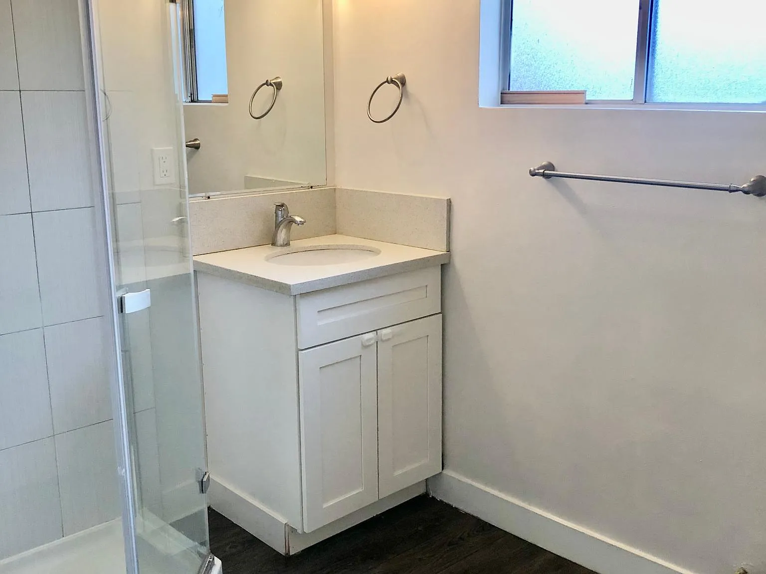 1 bed, 400 sqft, $1,400 — Photo 3