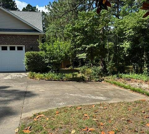 3rd image of 111 Michael Ln