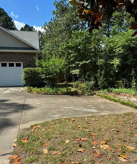 111 Michael Ln — Photo 3