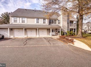 314 American Eagle Ct, Lawrence Township, NJ 08648