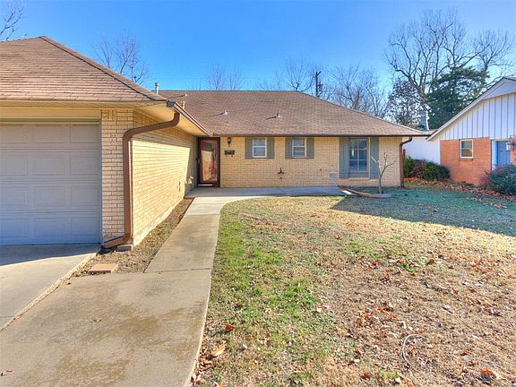 2nd image of 2920 N Alexander Ln