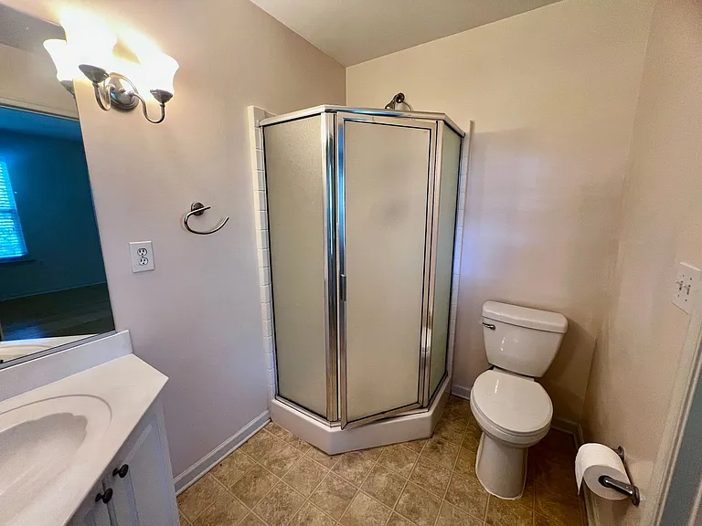 4581 Duffy Dr — Photo 15