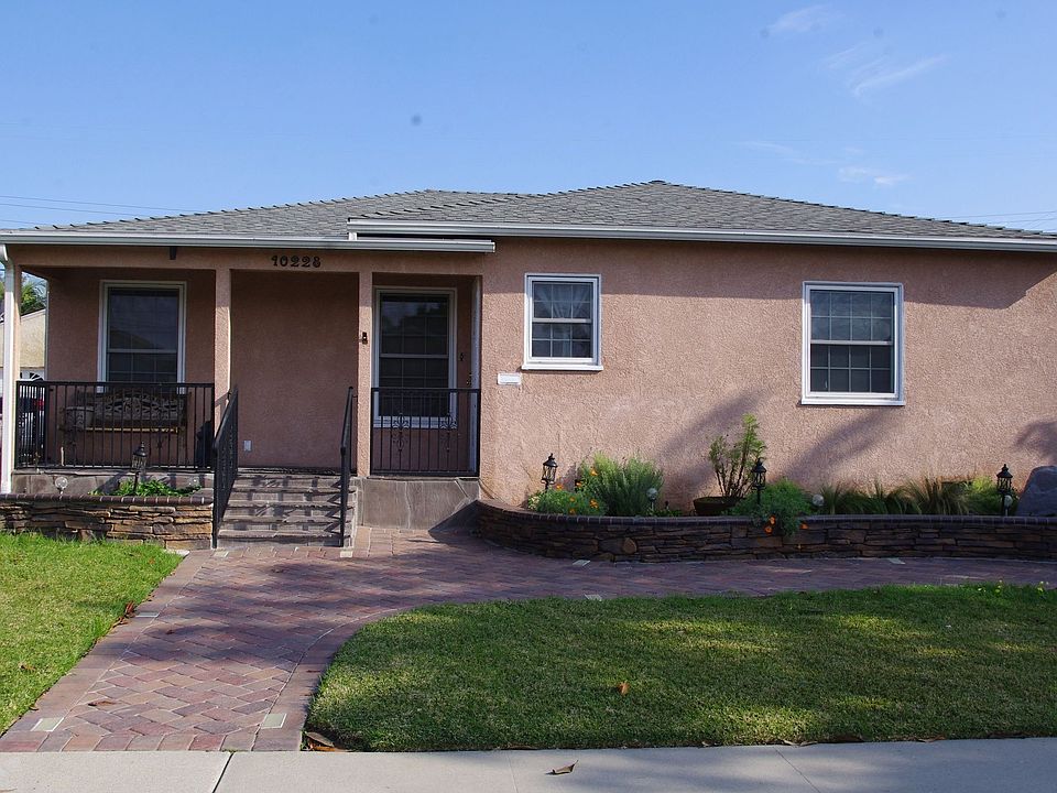 Front of house - 1