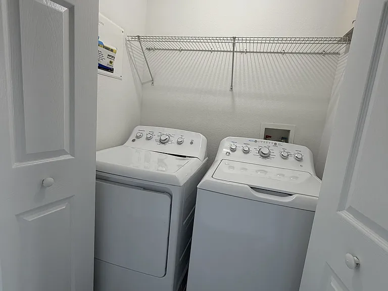 701 Cresting Oak Cir — Photo 20