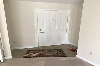 3rd image of 302 Blue Water Ct Unit 202