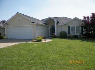 1809 Dogwood Ct, Huntingburg, IN 47542