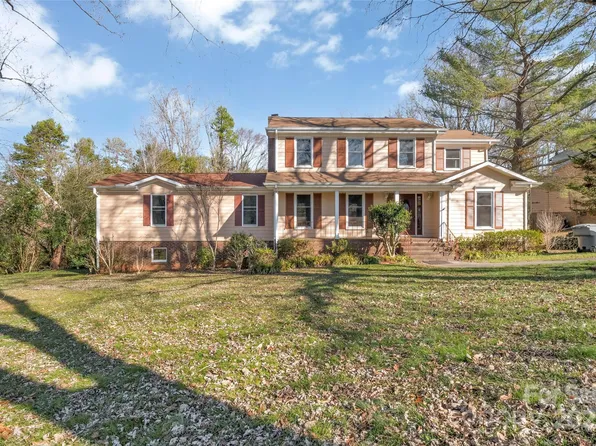 8031 Nathanael Greene Ln, Charlotte, NC 28227