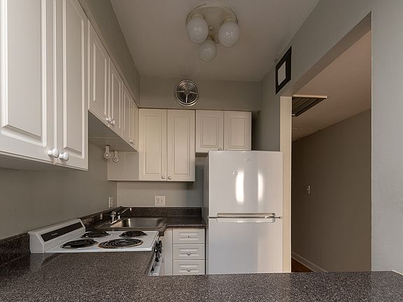 5th image of 1220 N La Salle Dr #Ua2h