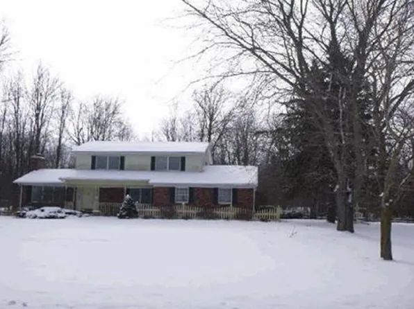 2140 E Newberg Rd, Pinconning, MI 48650