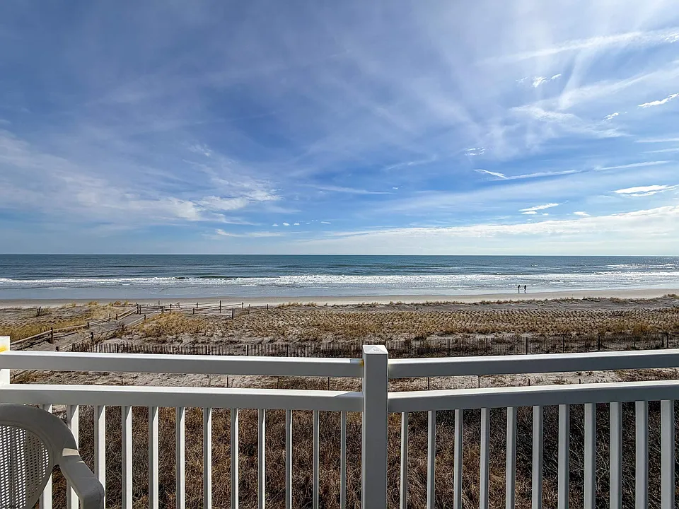 512 E Brigantine Ave #2