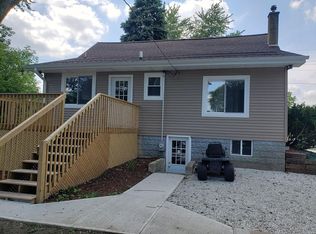 4505 Yender Ave, Lisle, IL 60532