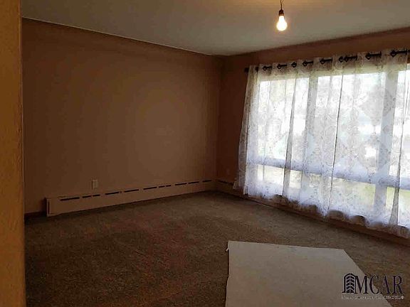 4th image of 9935 Lorden Dr