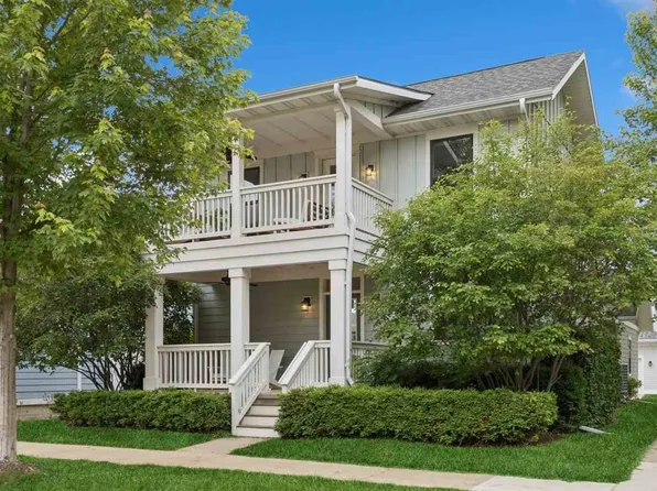 993 Ball St, Iowa City, IA 52245