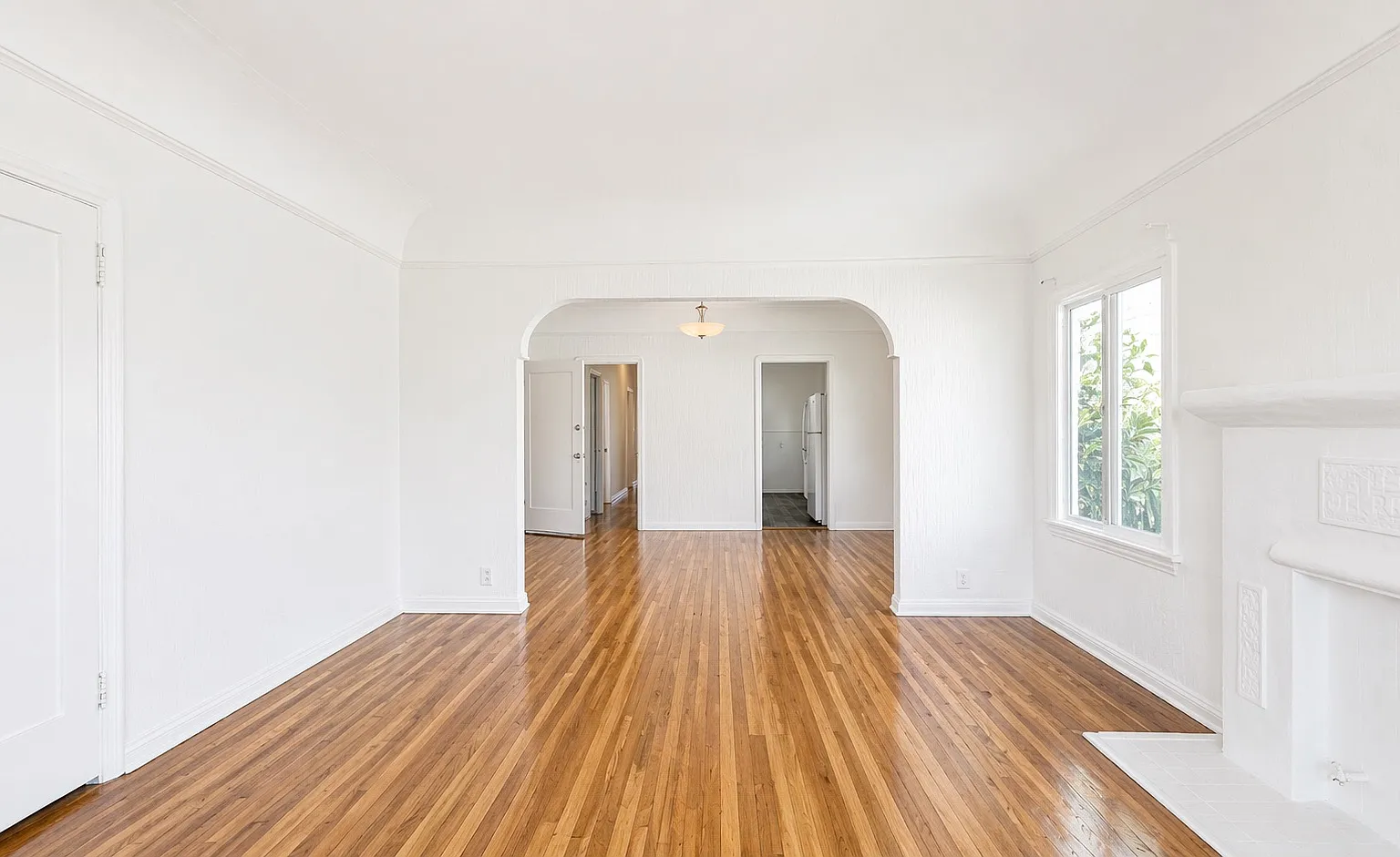 2 bed, 1250 sqft, $3,600 — Photo 4