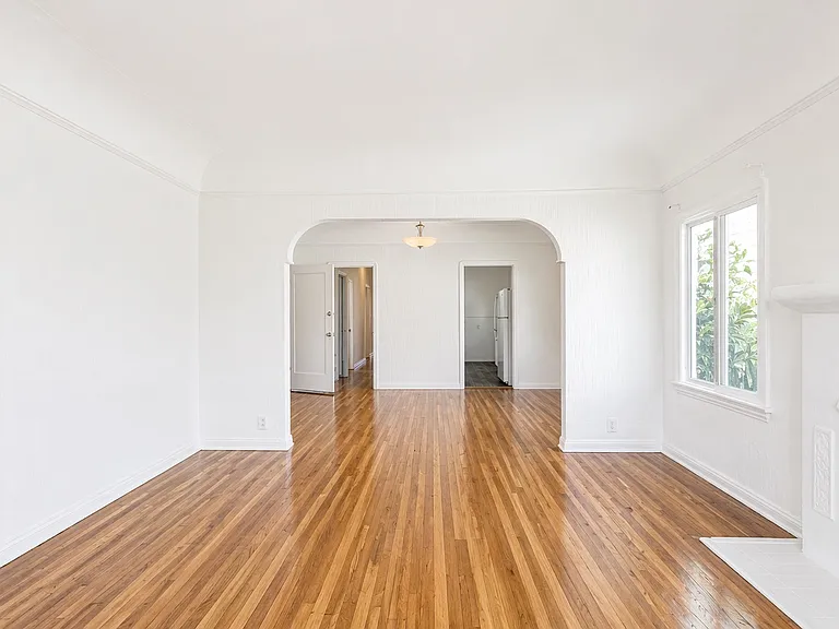 339 N Ogden Dr #1/2 — Photo 4