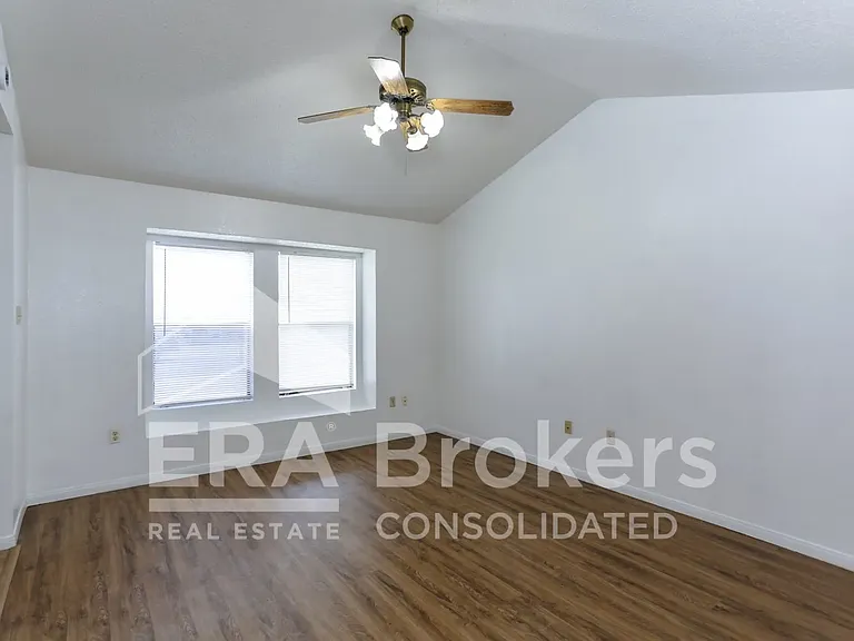 204 South Dr #A — Photo 5