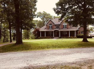 76 Chateau Ln, Branson West, MO 65737