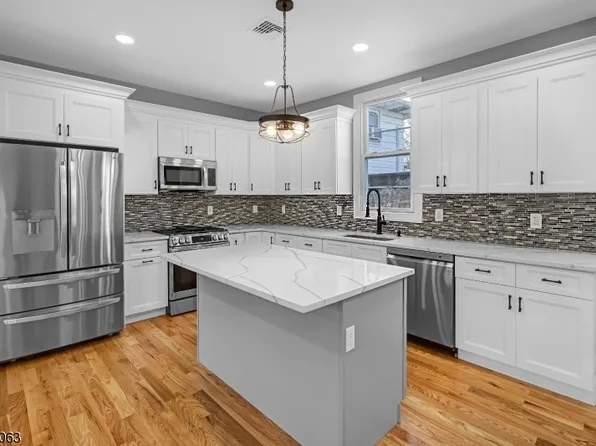 97 Macarthur Ave, Garfield City, NJ 07026