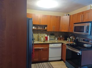 27 Jacqueline Rd APT C, Waltham, MA 02452