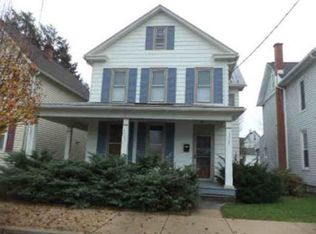 29 E High St, Hummelstown, PA 17036