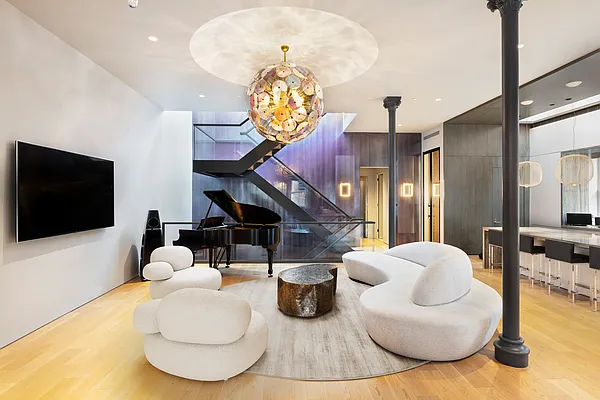 Rented by Douglas Elliman | media 7