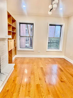 Rented by CitySites Real Estate Group | media 3