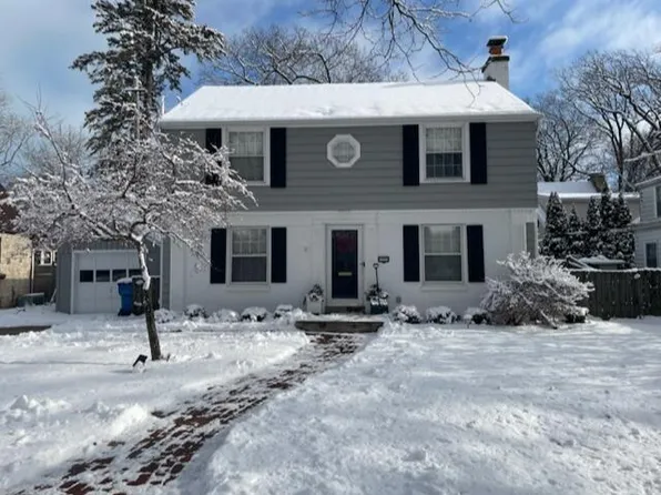 5260 North Idlewild AVENUE, Whitefish Bay, WI 53217