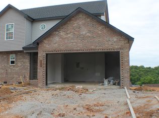 806 Banister Dr, Clarksville, TN 37042