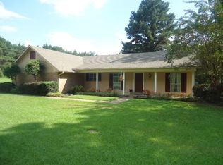 6023 Lilly Rd, Hazlehurst, MS 39083