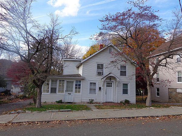 2nd image of 9 Center St