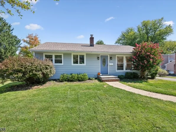7 Hillcrest Ave, Mendham Boro, NJ 07945