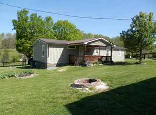 422 Murphy Hobbs Rd, Dryden, VA 24243