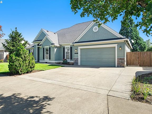 3rd image of 12132 Hazel Park Dr