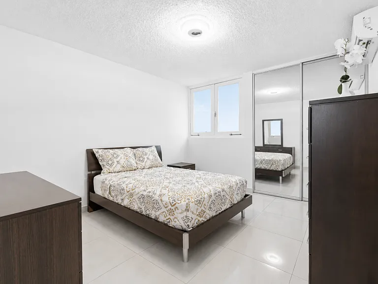 Cond Los Pinos Este 6410 Ave Isla Verde Apt 3A — Photo 18