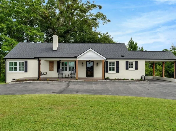 1856 Flat Rock Church Rd, Louisburg, NC 27549