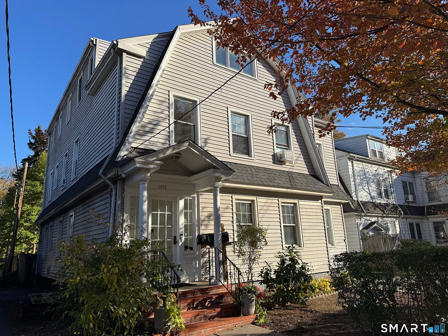 2 bed, 1.0 bath, 1100 sqft, $2,150 — Photo 3