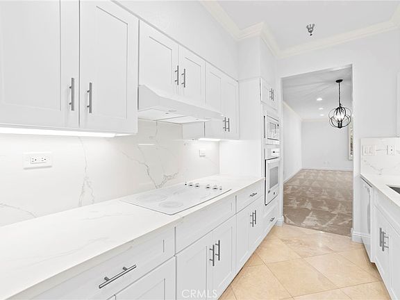 5th image of 25422 Sea Bluffs Dr Unit 204