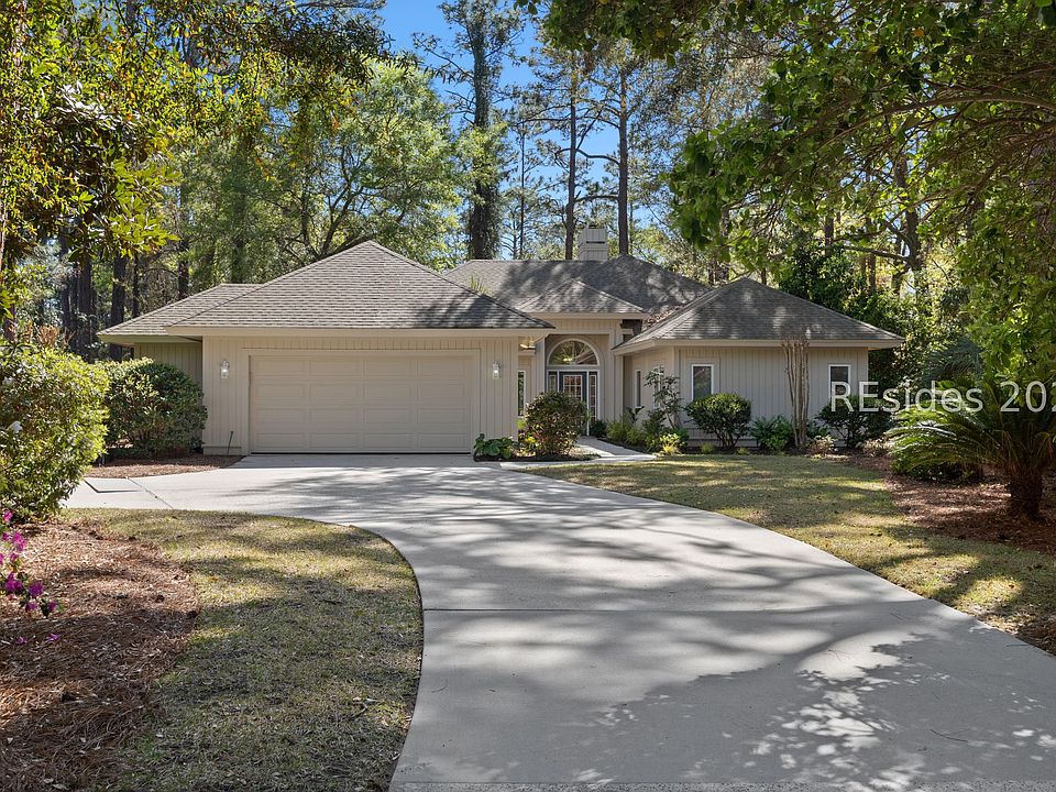 1st image of 10 Sagebush Ln