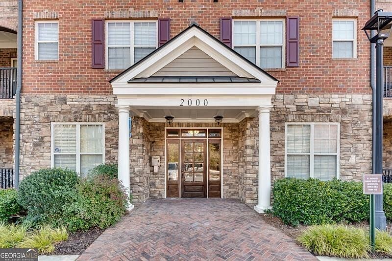 1st image of 2300 Peachford Rd APT 2106