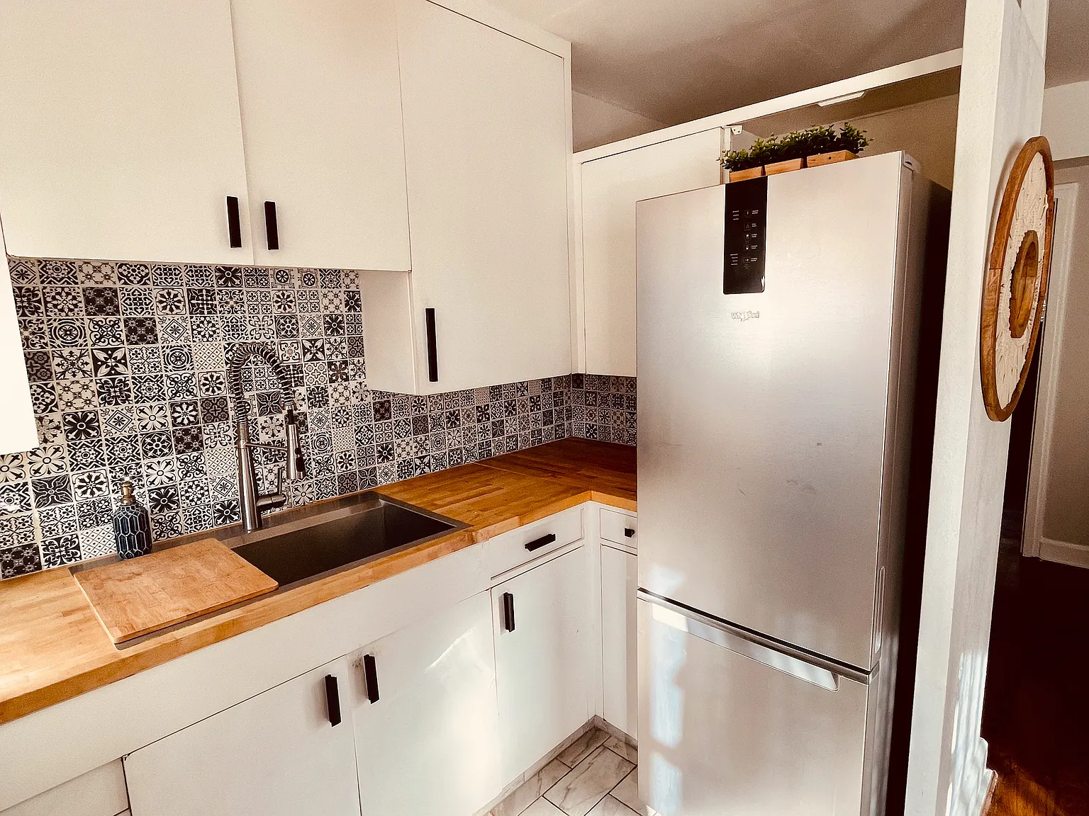2118 Kuhio Ave — Photo 3