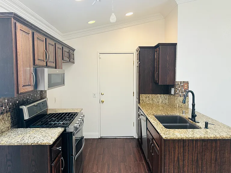 3869 Antelope Creek Dr — Photo 6