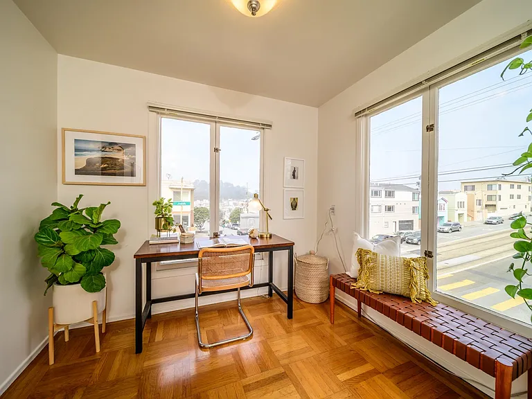 1301 Judah St — Photo 18