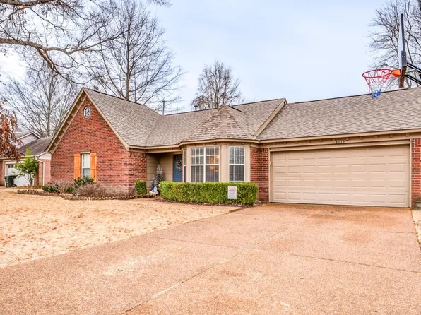 8015 Sundown Ln, Memphis, TN 38133